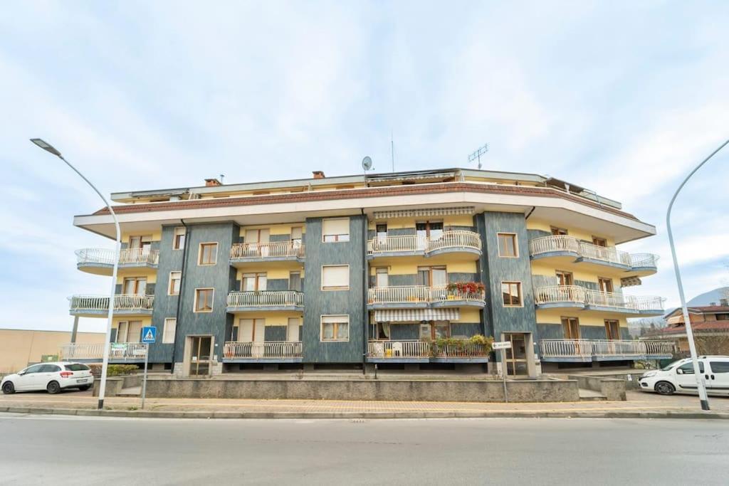 Bella Borgo Apartamento Borgo San Dalmazzo Exterior foto